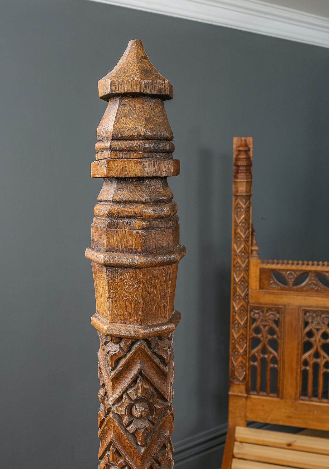 English 16th Century Gothic Pugin Style 5ft King Size Oak Carved  Bed (Circa 1930) photo vinterior