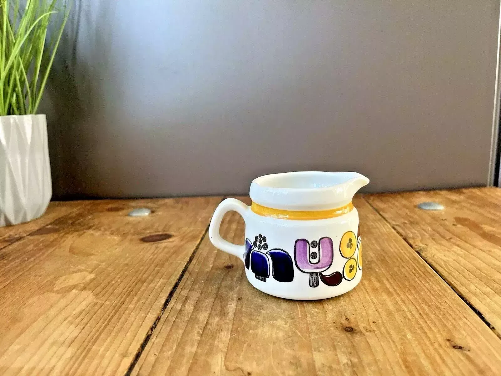 V.Rare 70's Mid Century Modern Swedish Rorstrand Karneval F555 Milk Cream Jug photo vinterior