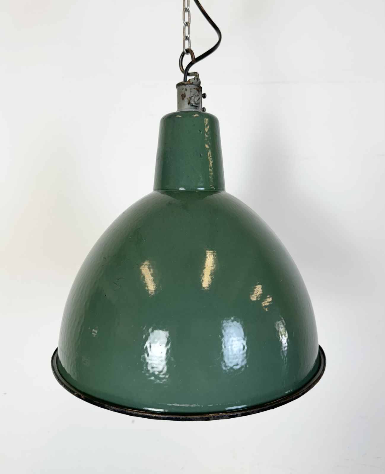 Industrial Green Enamel Factory Pendant Lamp, 1960s, 4x photo vinterior