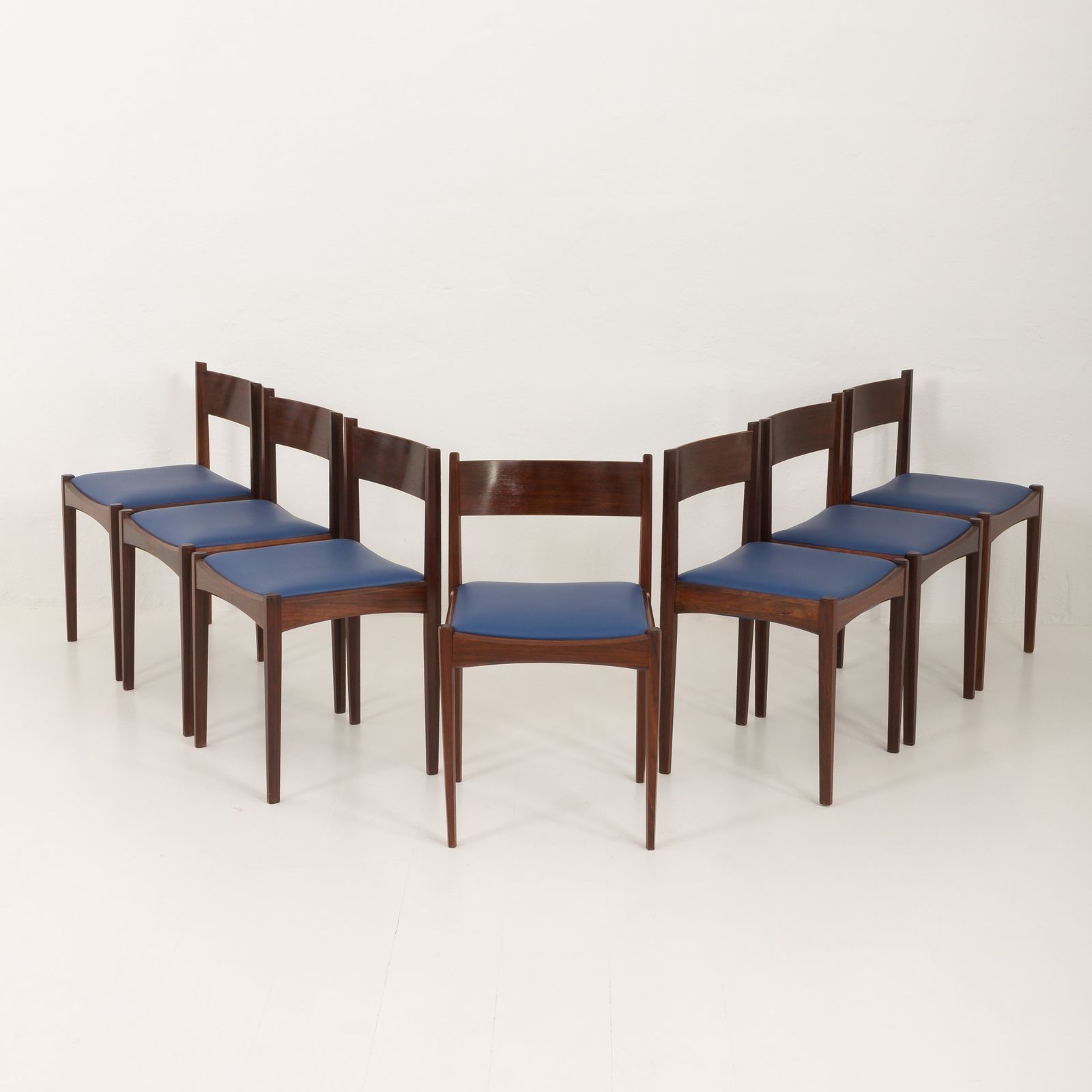 Ico Parisi And Louisa Parisi Set Of 6 Rosewood Chairs For Mim, 1950s