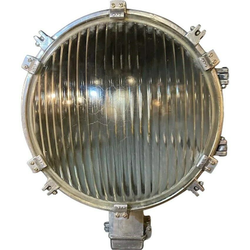 Ships' Signal Lamp By Magdalux, Circa 1940  1960 photo 2950.0