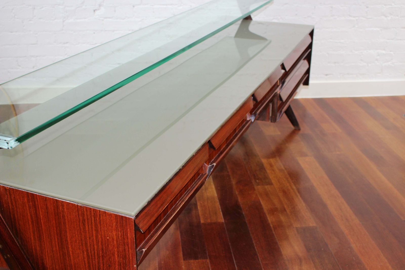 Mid Century Italian Sideboard By Vittorio Dassi (Circa 1950s) photo vinterior