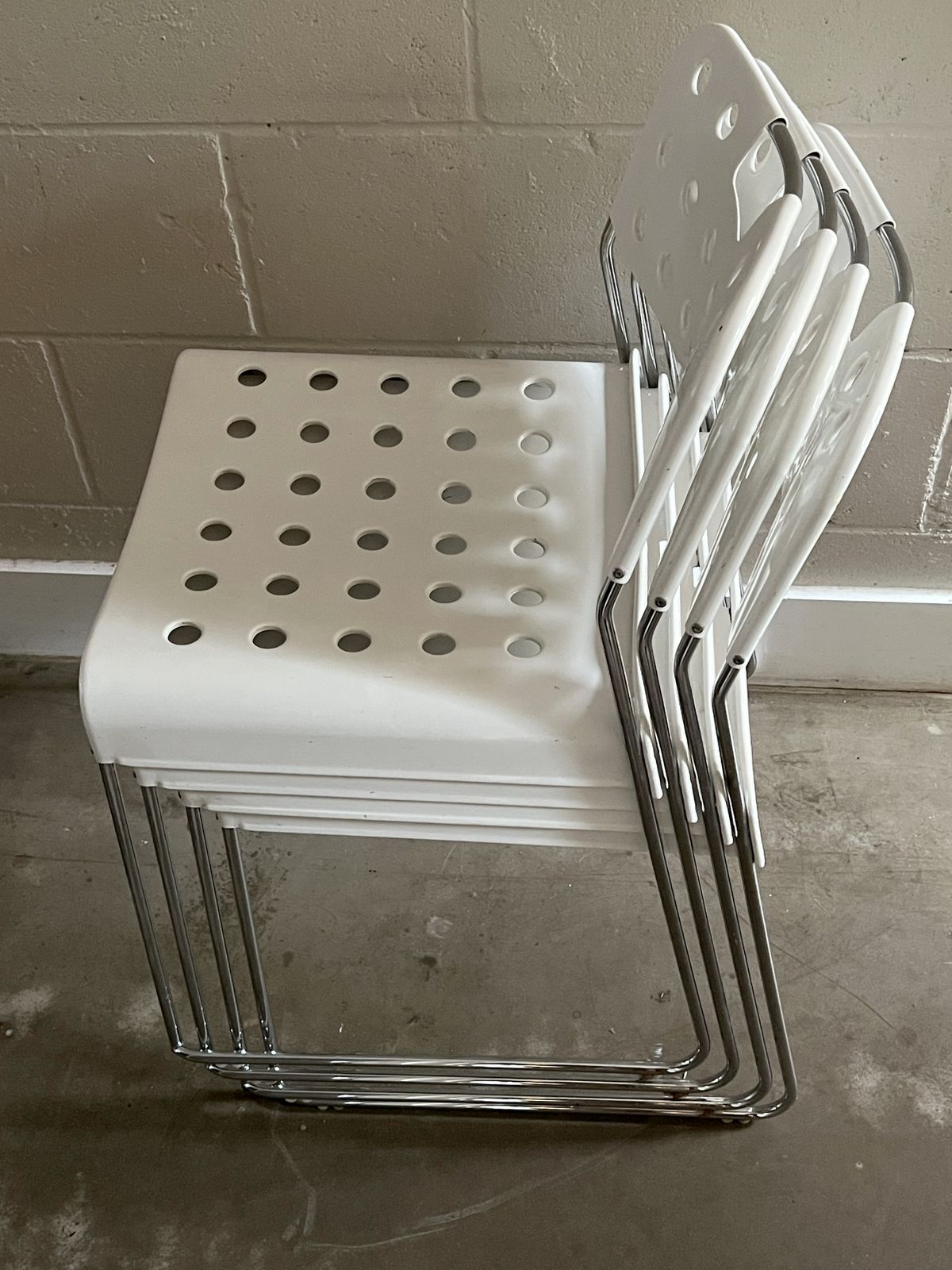 Rodney Kinsman White "Omstak" Chair For Mauro Minini, Purchased From Habitat photo buy