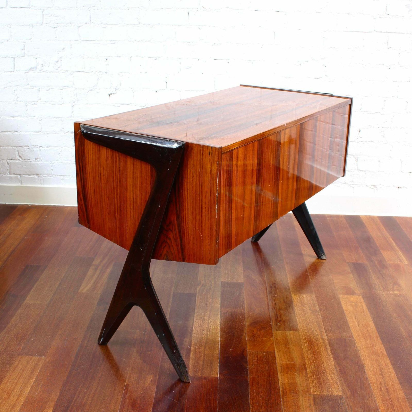 Italian Vintage Writing Desk Attributed To Vittorio Dassi (Circa 1950s) photo vinterior