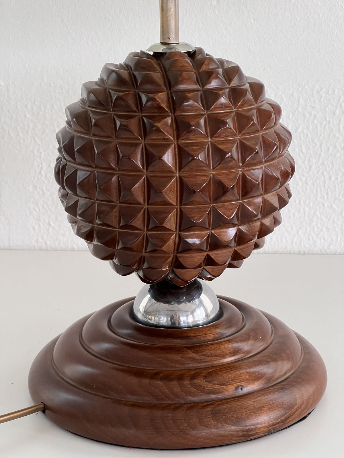 photo furniture Italian Midcentury Sculptural Table Lamp In Nutwood, 1960s