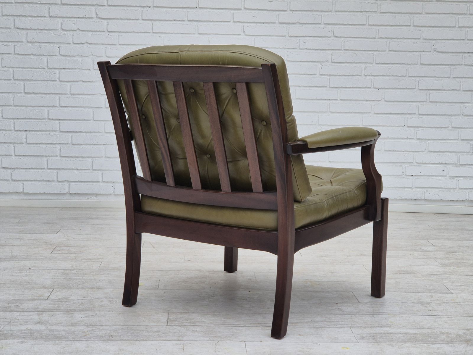 1970s, Scandinavian Armchair, Original Condition, Furniture Leather, Solid Teak Wood. photo vinterior