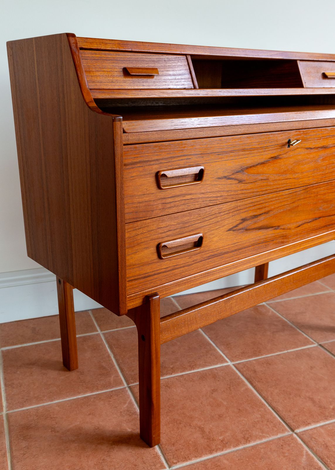 Arne Wahl Iversen Bureau Desk Secretaire Danish Mid Century Teak 1960s Mcm Scandinavian Vinde Møbelfabrik S.Ideboard C.Onsole C.Abinet Computer D.Esk photo vinterior