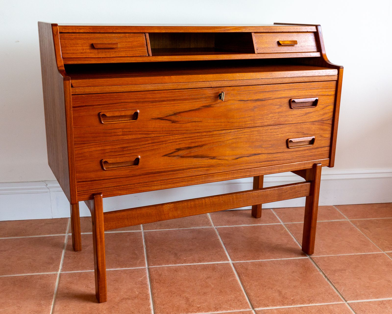 Arne Wahl Iversen Bureau Desk Secretaire Danish Mid Century Teak 1960s Mcm Scandinavian Vinde Møbelfabrik S.Ideboard C.Onsole C.Abinet Computer D.Esk
