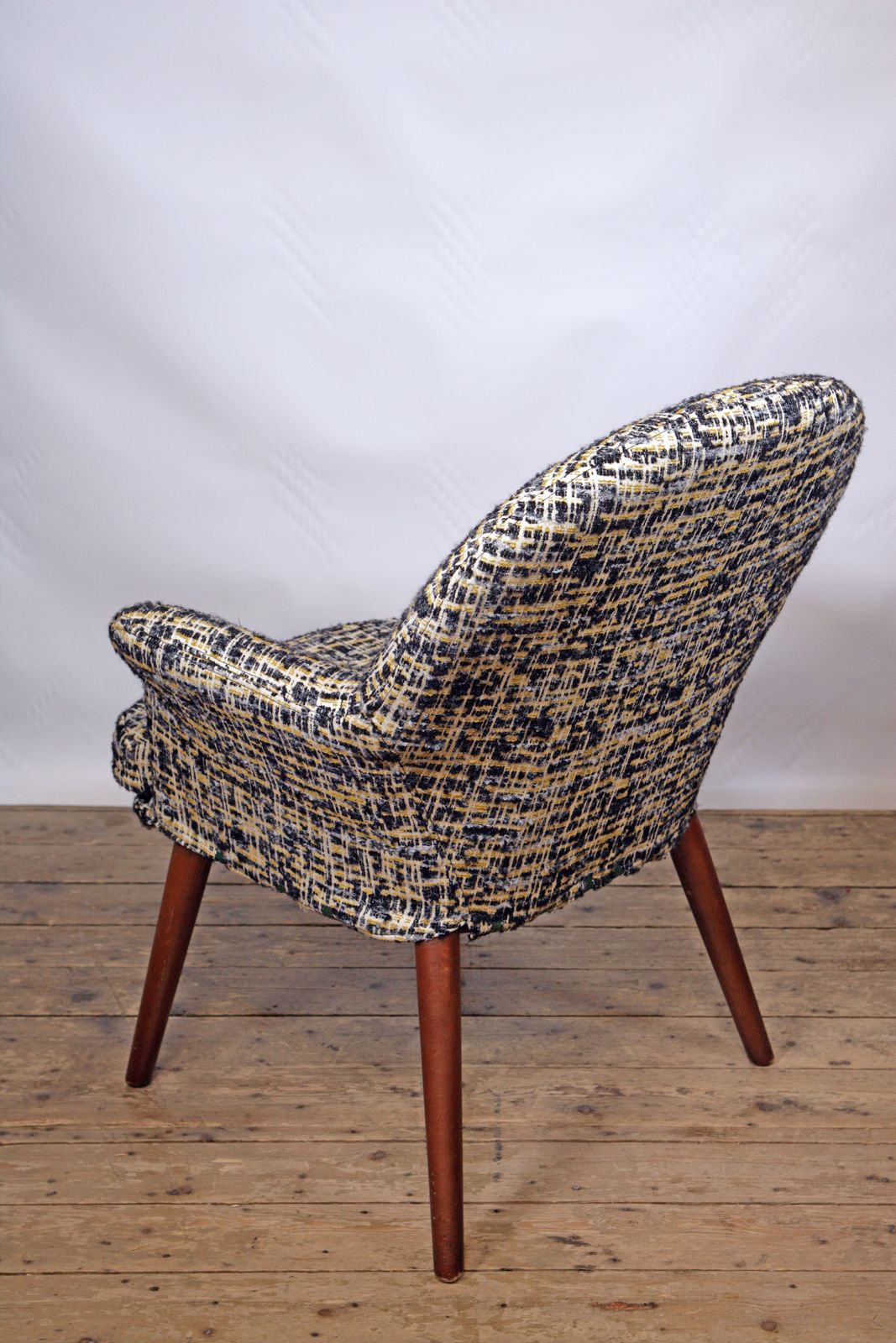  A Sophisticated Mid Century Toothill ‘Wingate’ Armchair photo 900.0