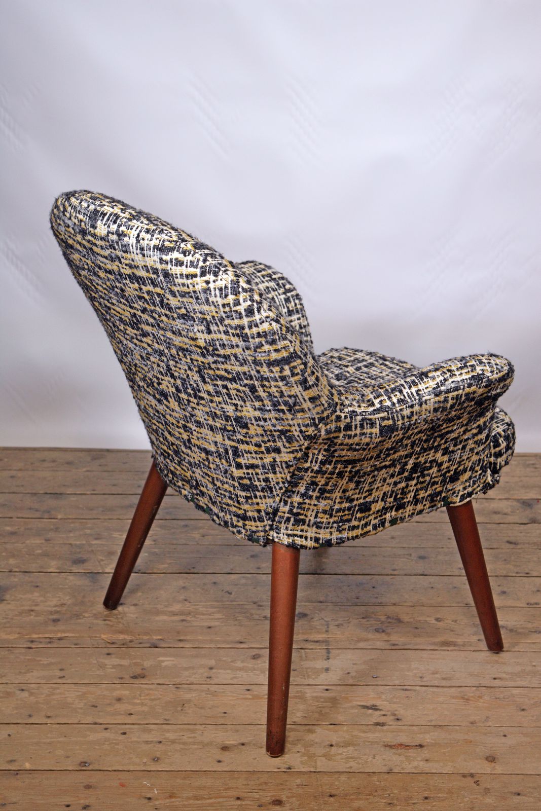  A Sophisticated Mid Century Toothill ‘Wingate’ Armchair photo vinterior
