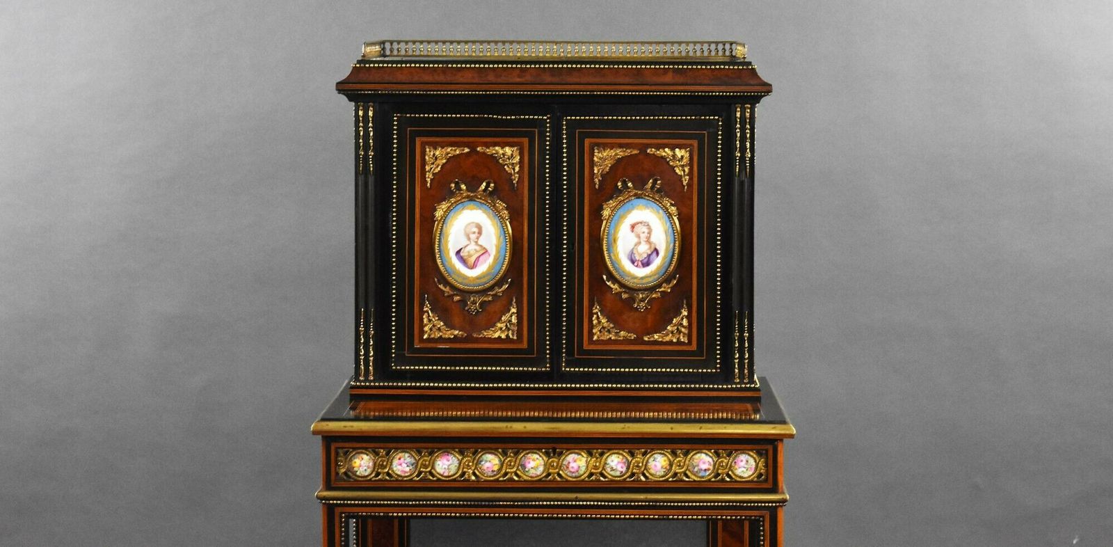 19th Century French Bonheur Du Jour photo for sale