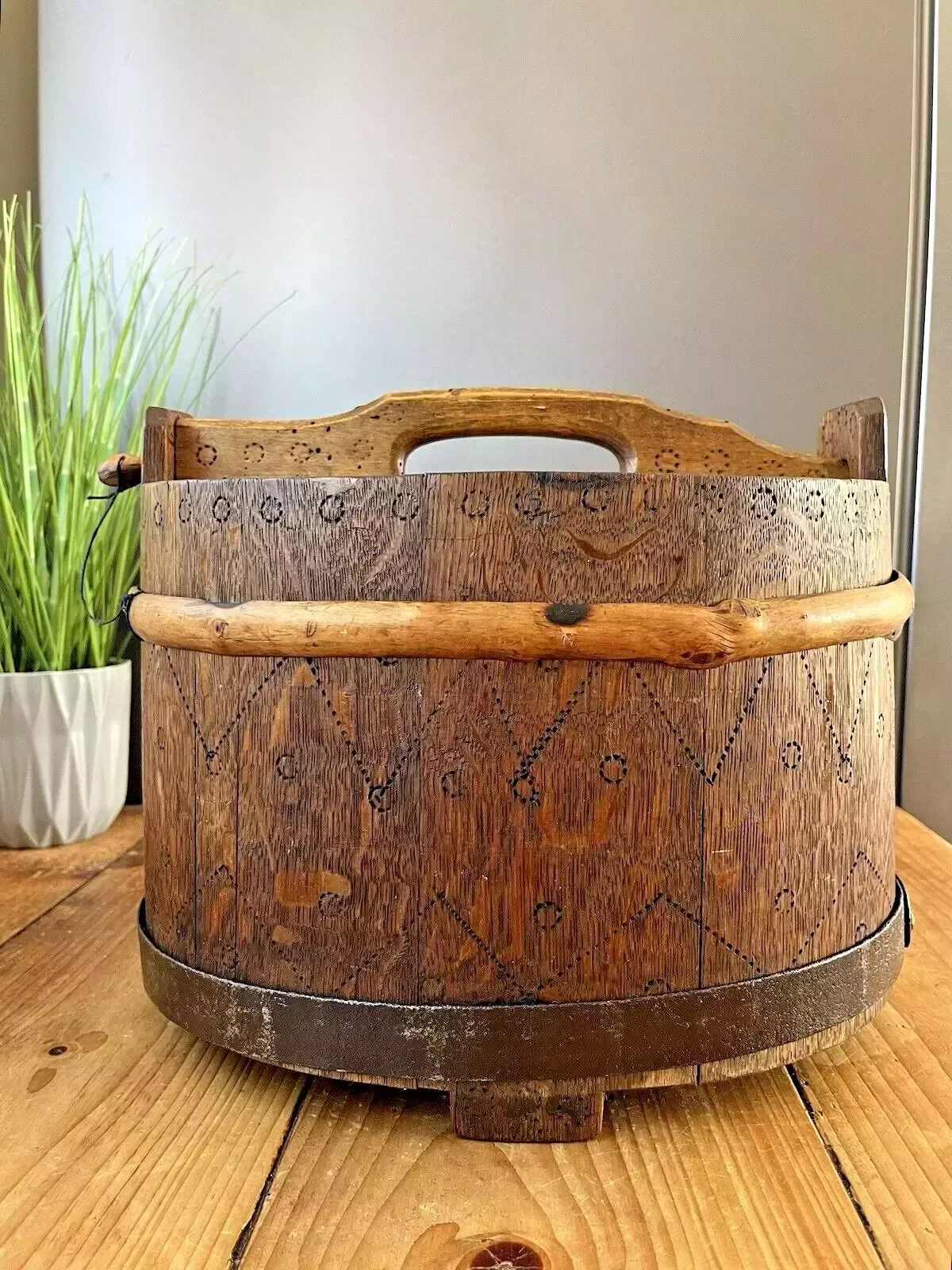 Large Antique Swedish Svepask Tine Bentwood Iron Folk Art Pokerwork Box Scandi photo vintage