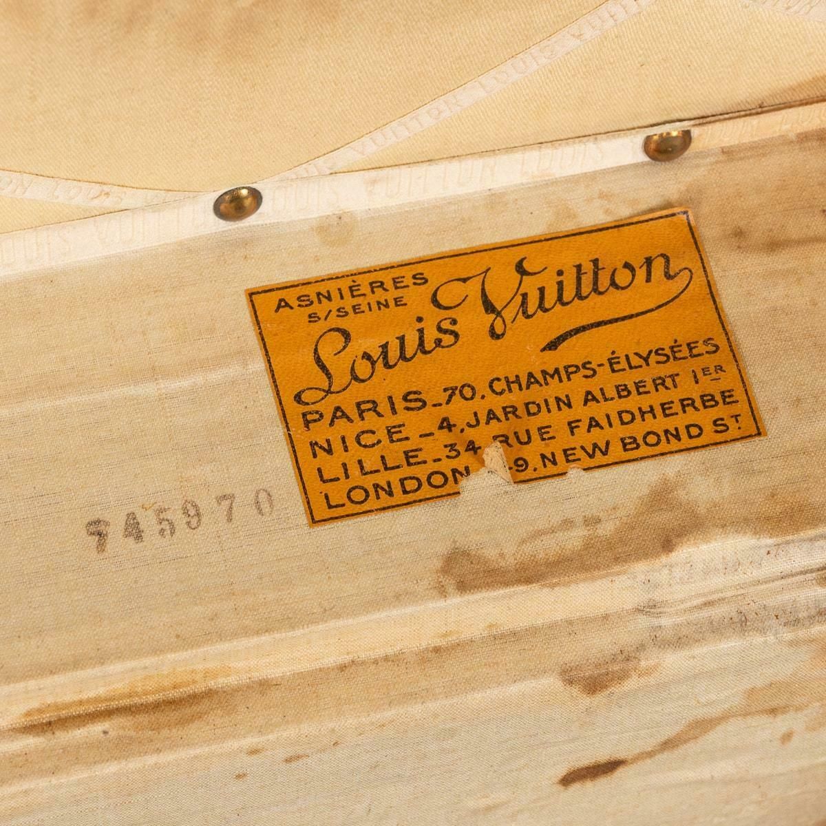 Furniture 20th Century Louis Vuitton Trunk In Monogram Canvas, Made In France C.1930 photo