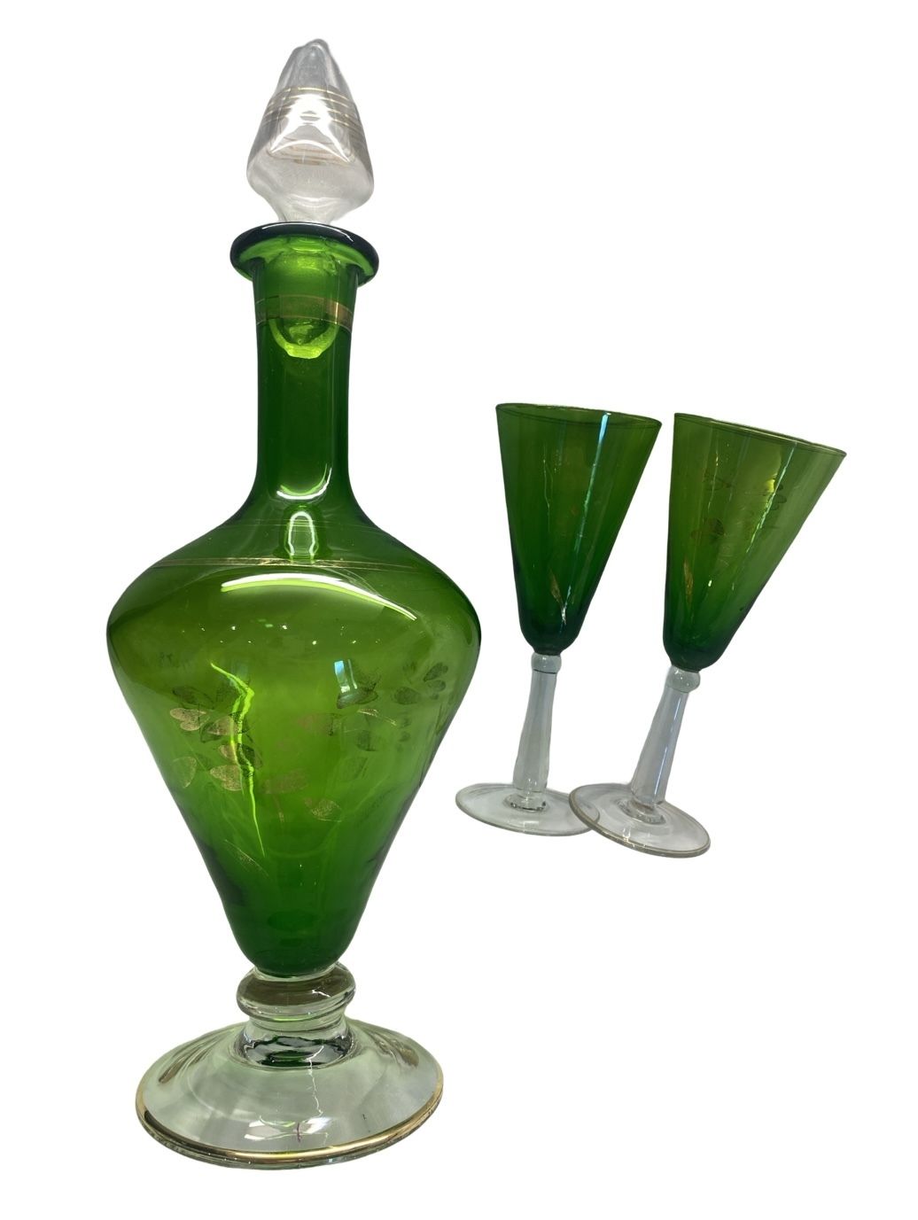Art Deco Emerald Green Decanter And Wine Glasses photo vintage