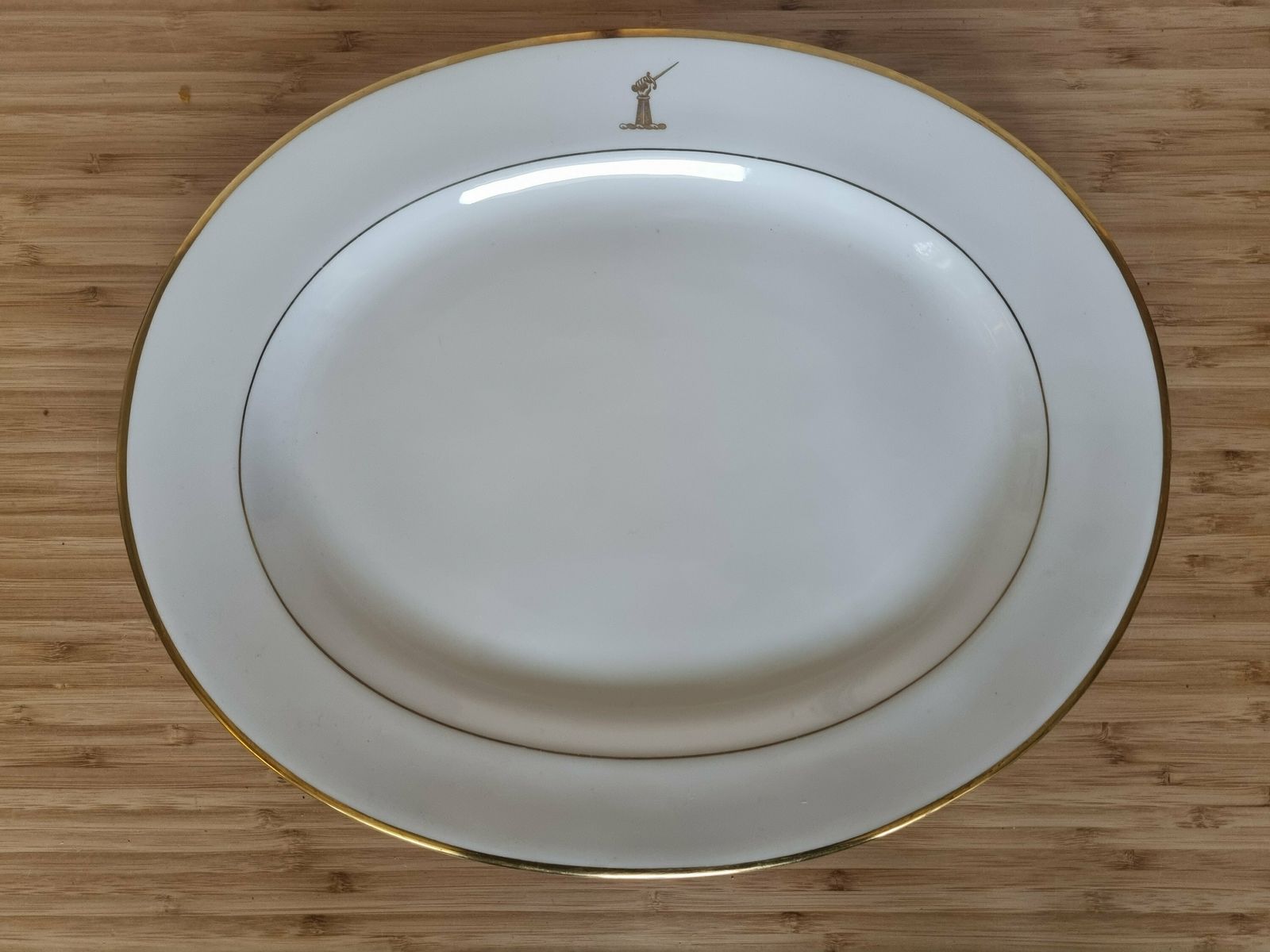 photo for sale 2 Set Of Serving Platters By Cauldon China In White Porcelain And Gold Trim // Ashleyparkerva