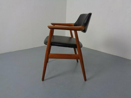 Danish Teak Gm11 Armchair By Svend Aage Eriksen Of Glostrup, Denmark, 1960s photo 371.0