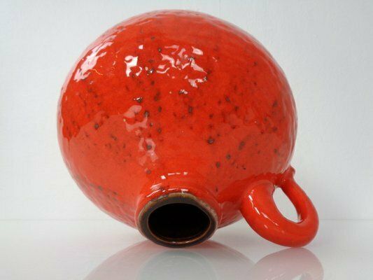 photo furniture Red Ceramic Vase By Heinz Siery For Carstens, 1960s