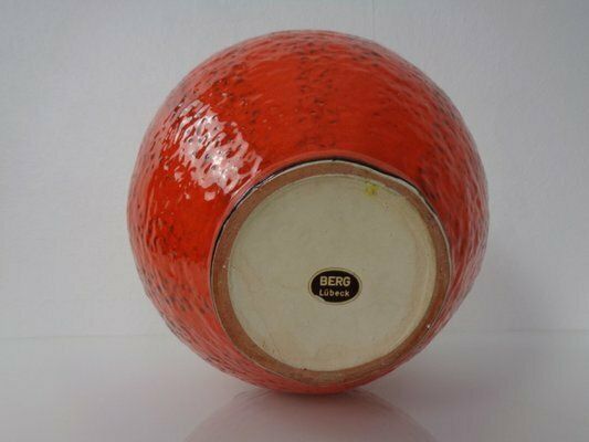 photo vinterior Red Ceramic Vase By Heinz Siery For Carstens, 1960s