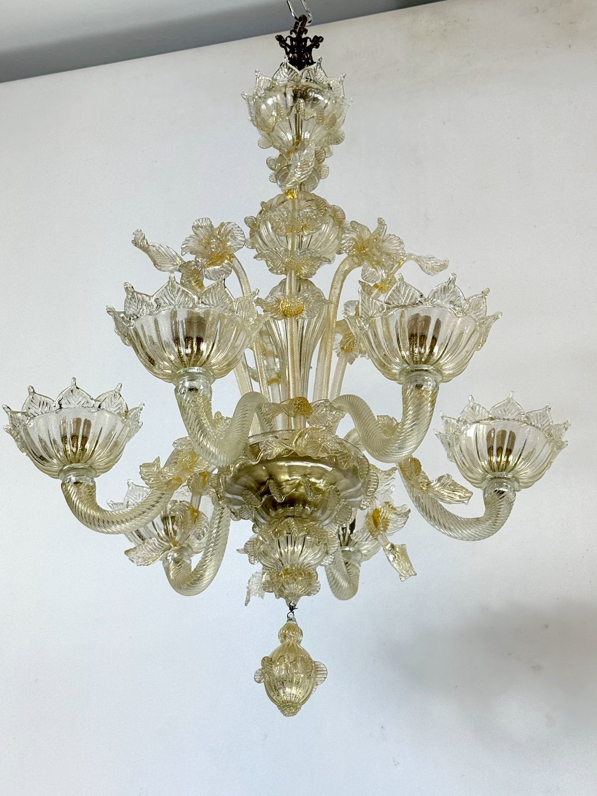 photo vintage Pair Of Italian Murano Gold Dusted Chandeliers From 50s.