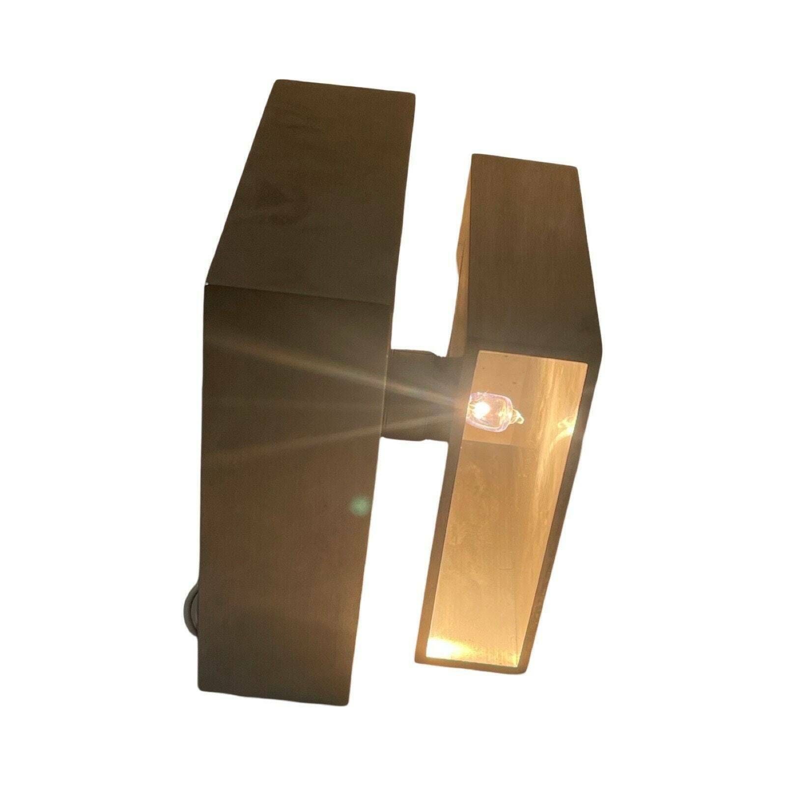 Bruck   Model 'Scobo'   Up And Downlighting Wall Sconce   Aluminum   Contemporary Design photo Lighting
