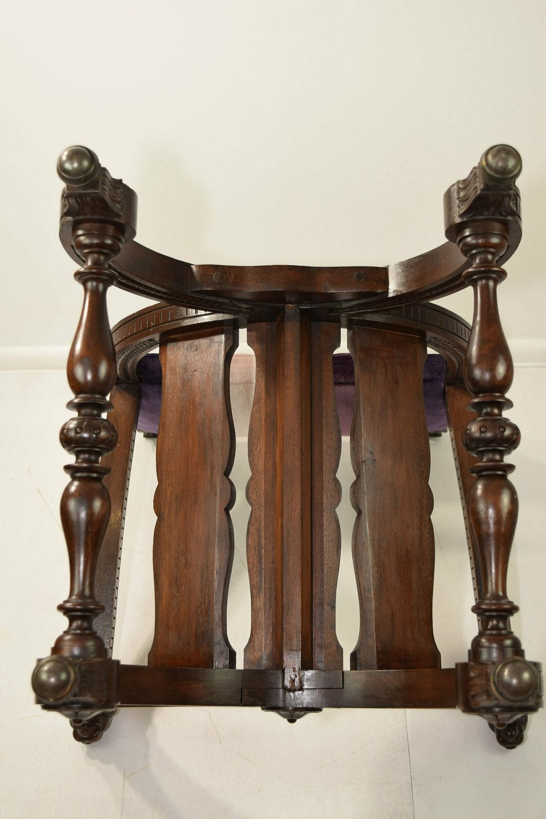 665.0 19th Century Mahogany Italian Savonarola Chair photo