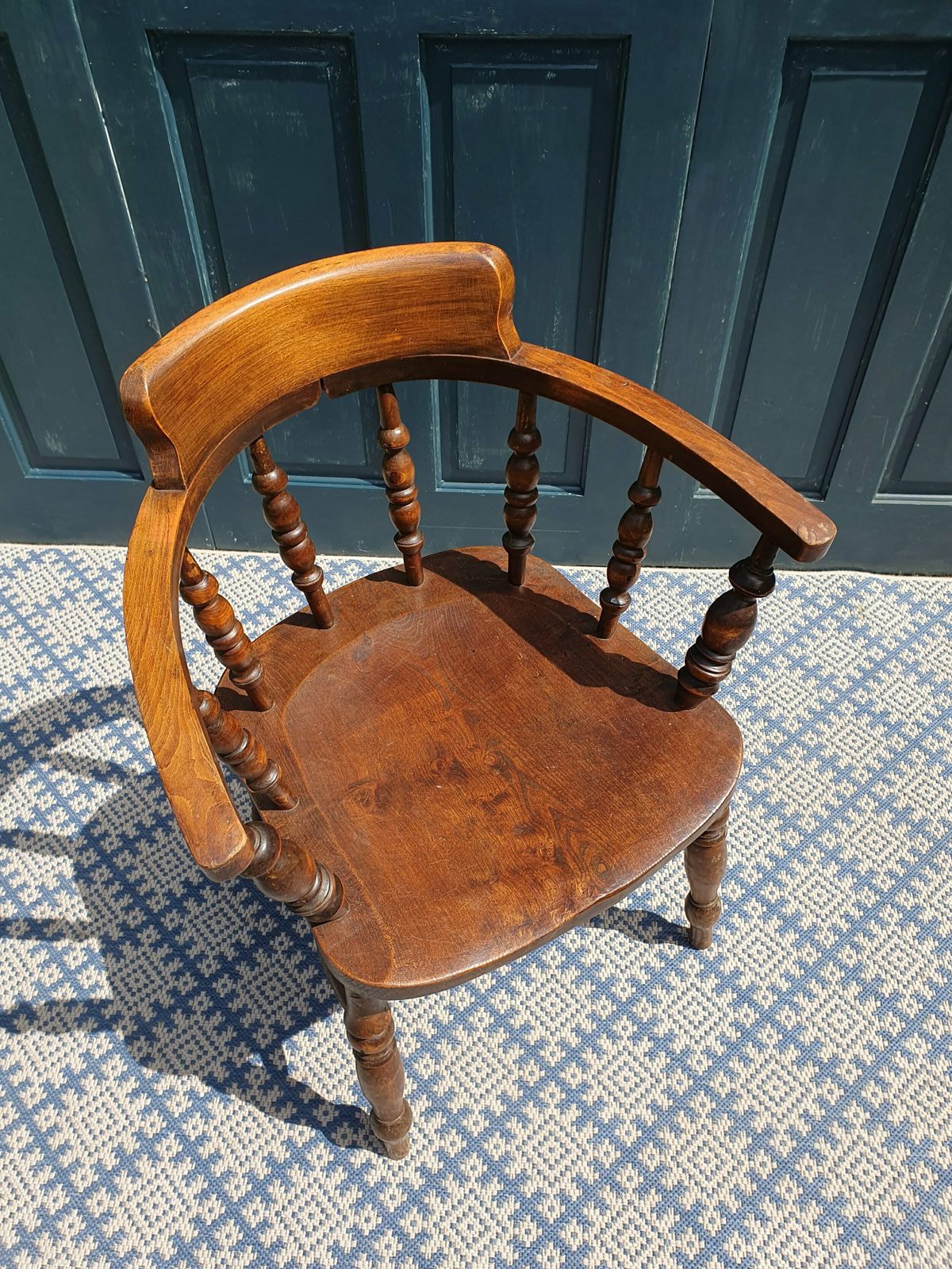 Smokers Bow Back/Captain's Windsor Chair photo Furniture