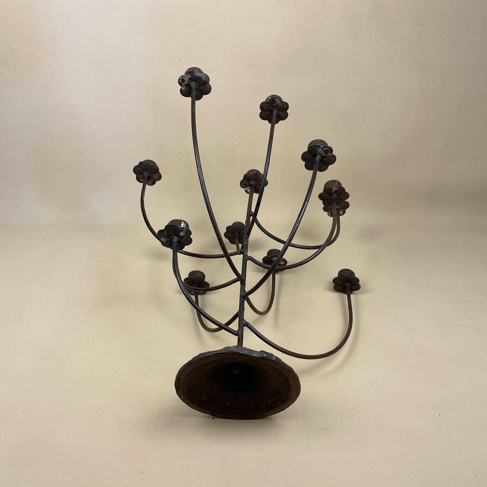 photo furniture Antique Vintage Candelabra Metal Candlestick Candle Stick Handmade Taper Dinner Candlesticks Pattern 10 Arms Table Top Farmhouse Rustic Tree
