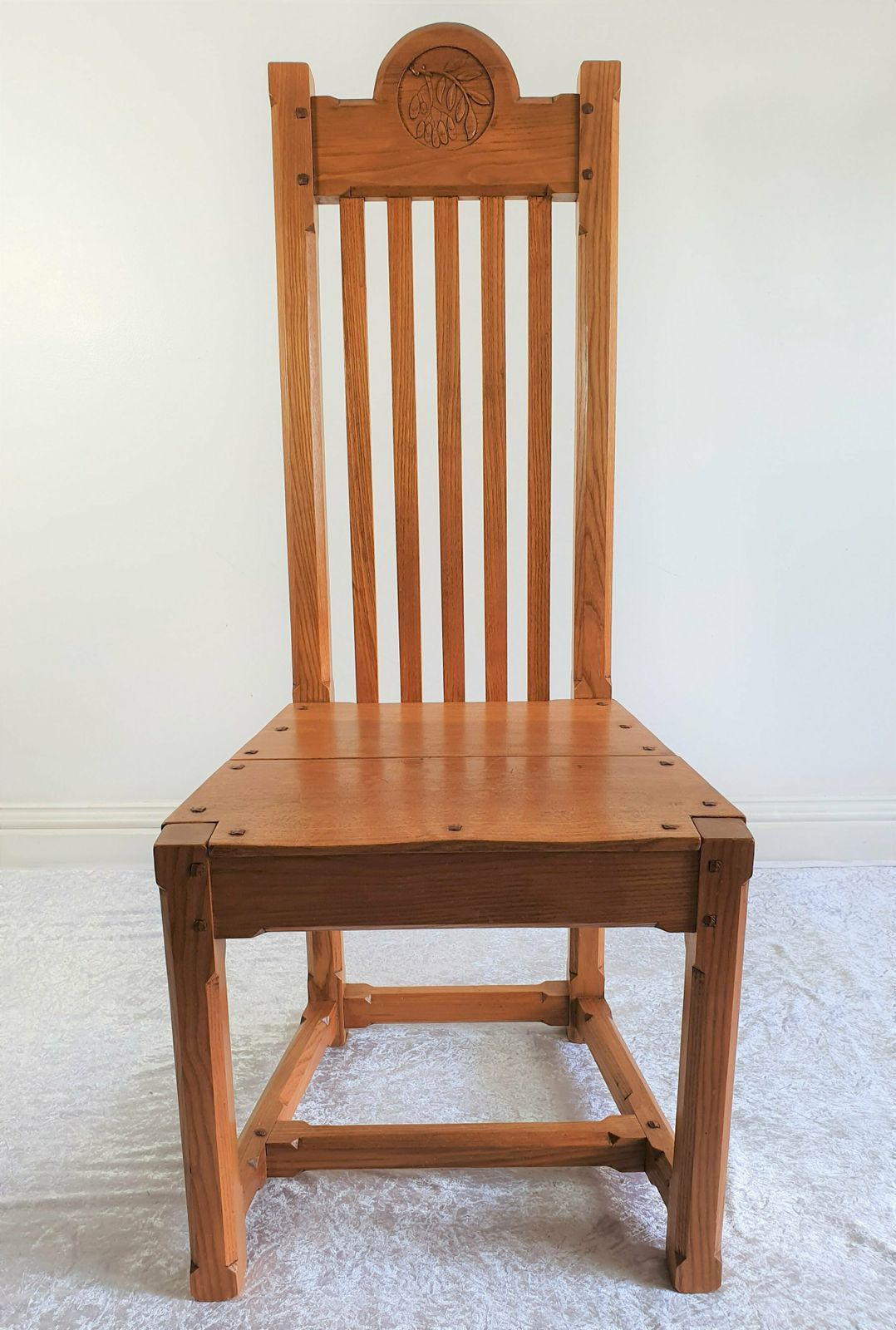 Fine Quality Arts And Crafts Oak Side Chair