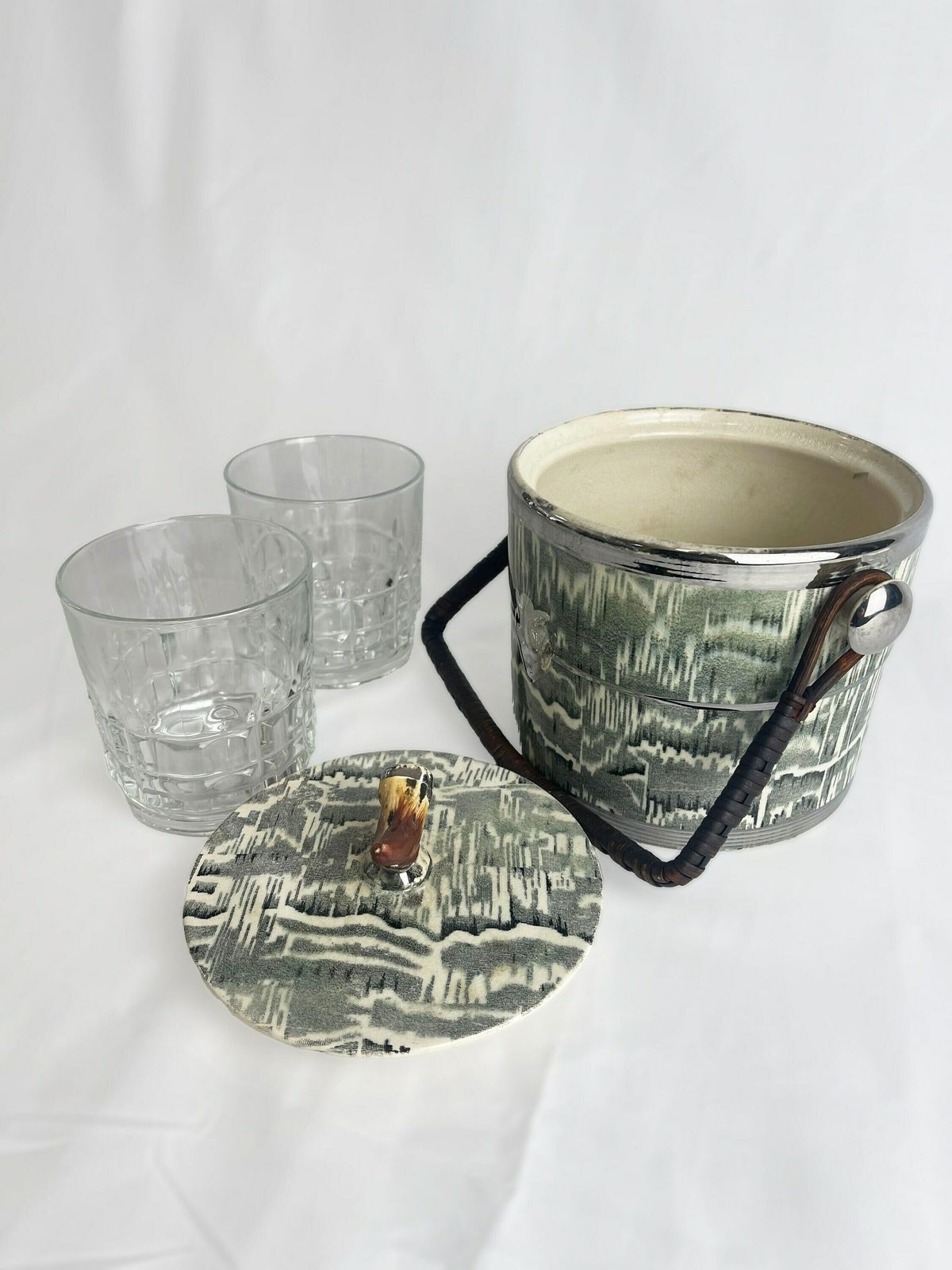 Antique Arthur Wood English Silver Shield Staffordshire Style Ice Bucket Circa 1920, Barware Collectable, Vintage Barware, Retro Ice Bucket photo vintage