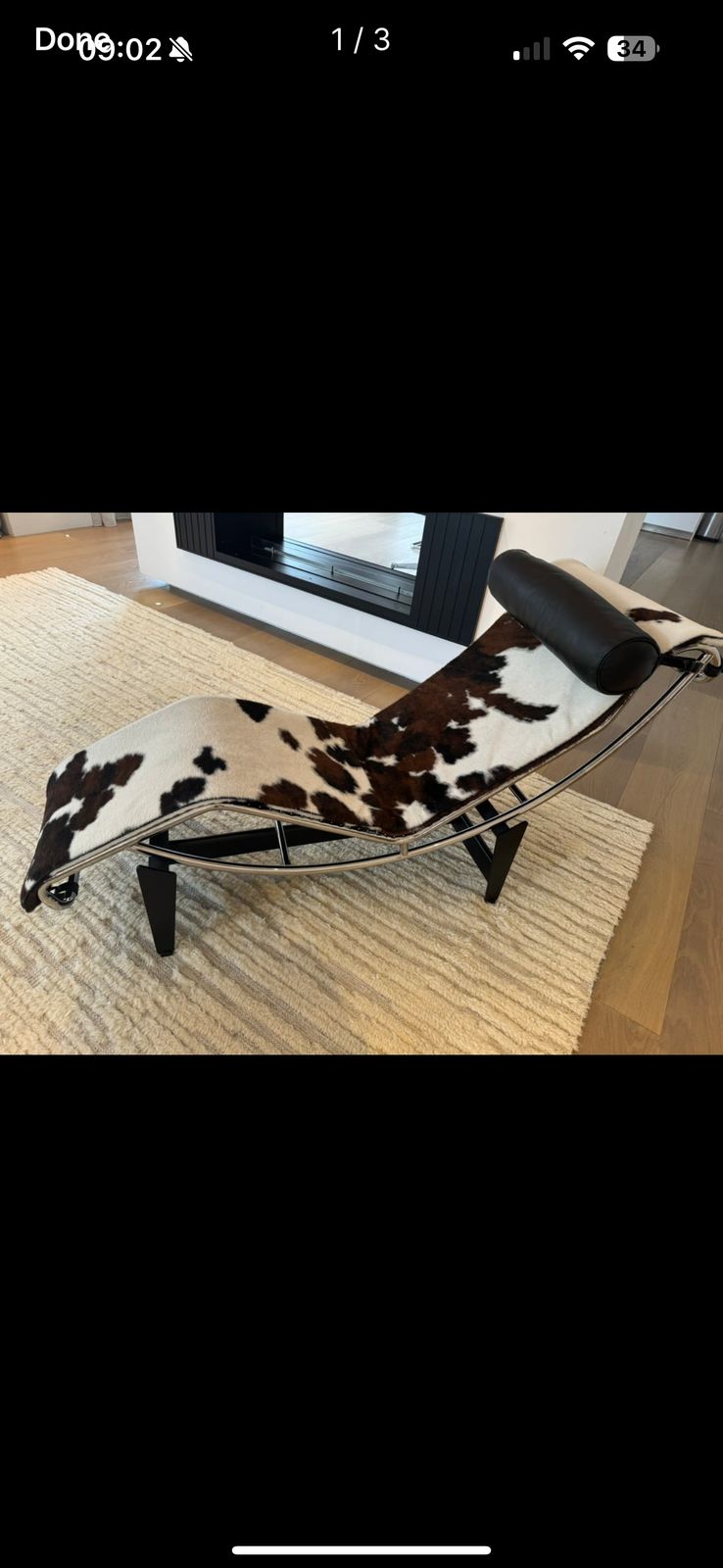 4 Chaise Longue  Le Corbusier, Pierre Jeanneret, Charlotte Perriand photo for sale