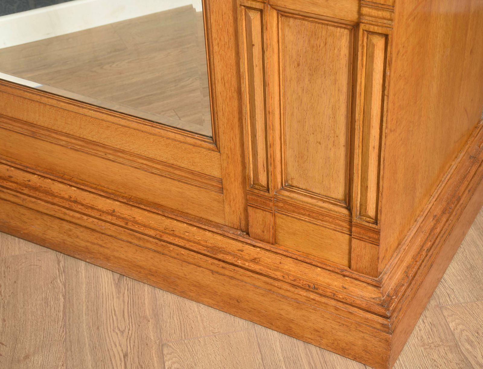 photo furniture Gillows Of Lancaster Marquetry Inlaid Oak Wardrobe