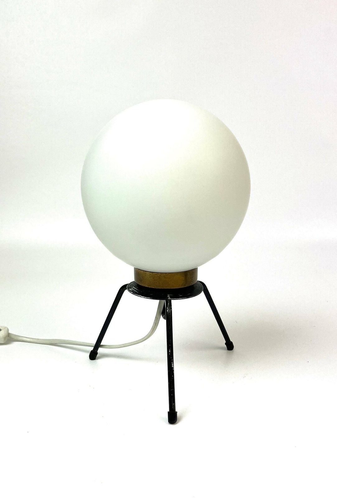 Rare Mid Century Minimalist Tripod Globe Glass Desk Lamp Italy 1960