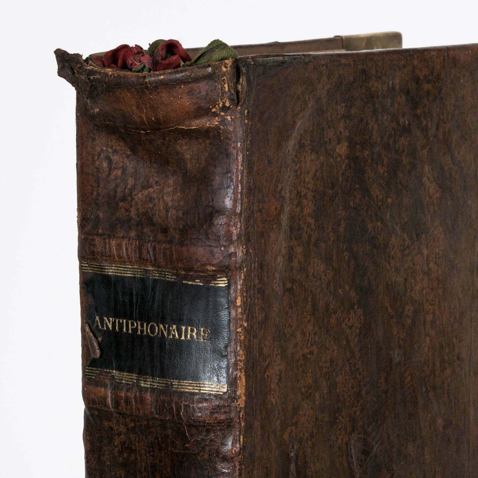 Antique Roman Sing Book "Antiphonaire" photo vinterior