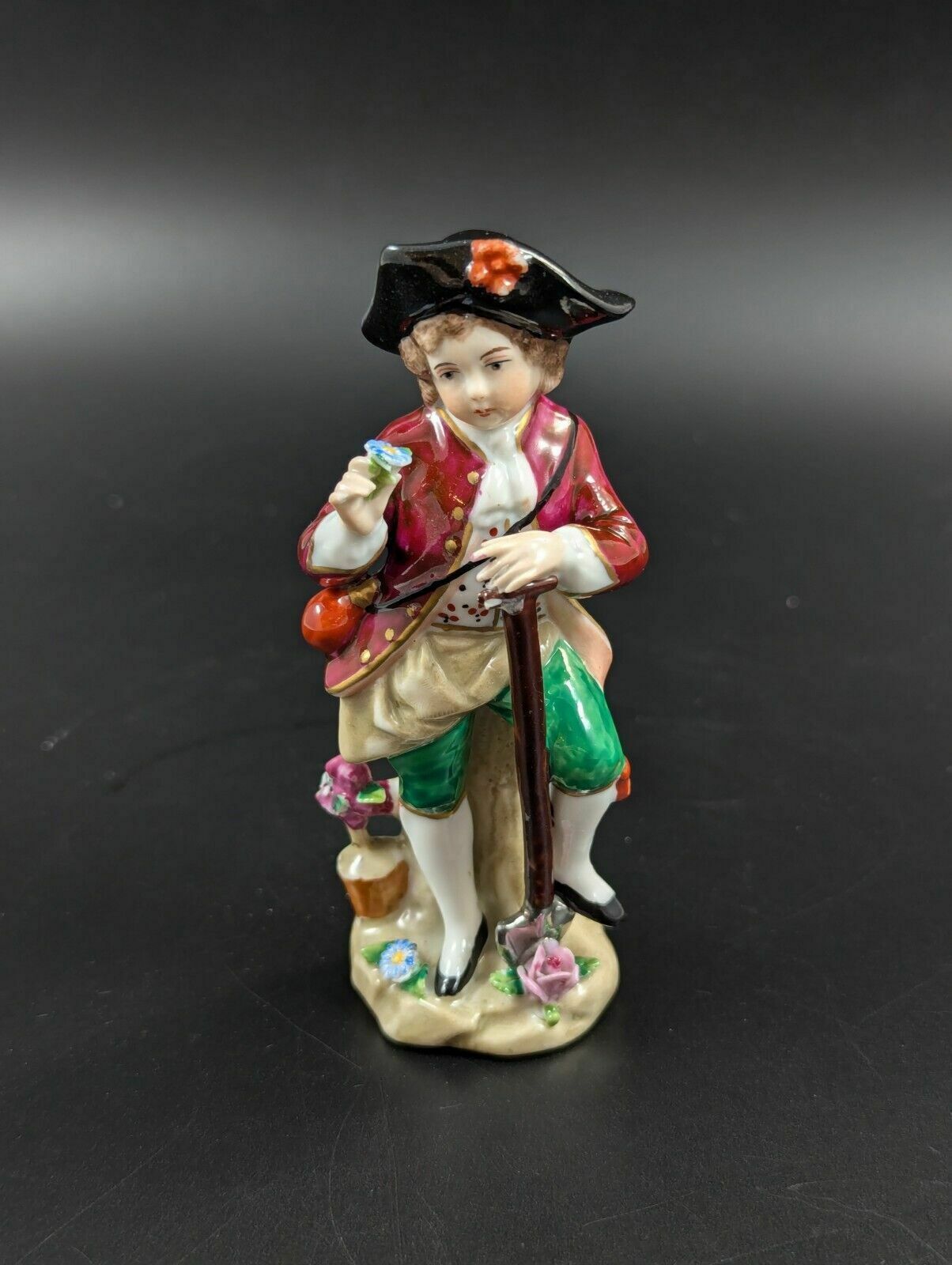 Lovely Early 20th Century Sitzendorf Porcelain Figurine Of A Young Gardener