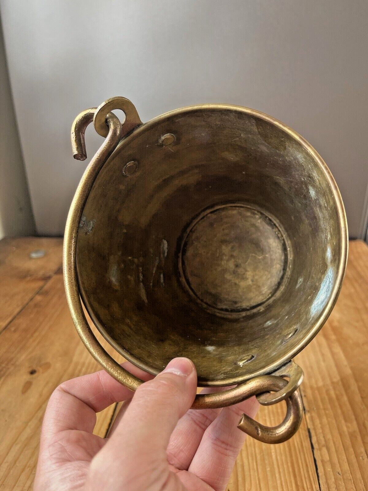 C1910 Antique Art Nouveau Brass Hanging Pail Water Grain Bucket Flower Plant Pot photo vintage
