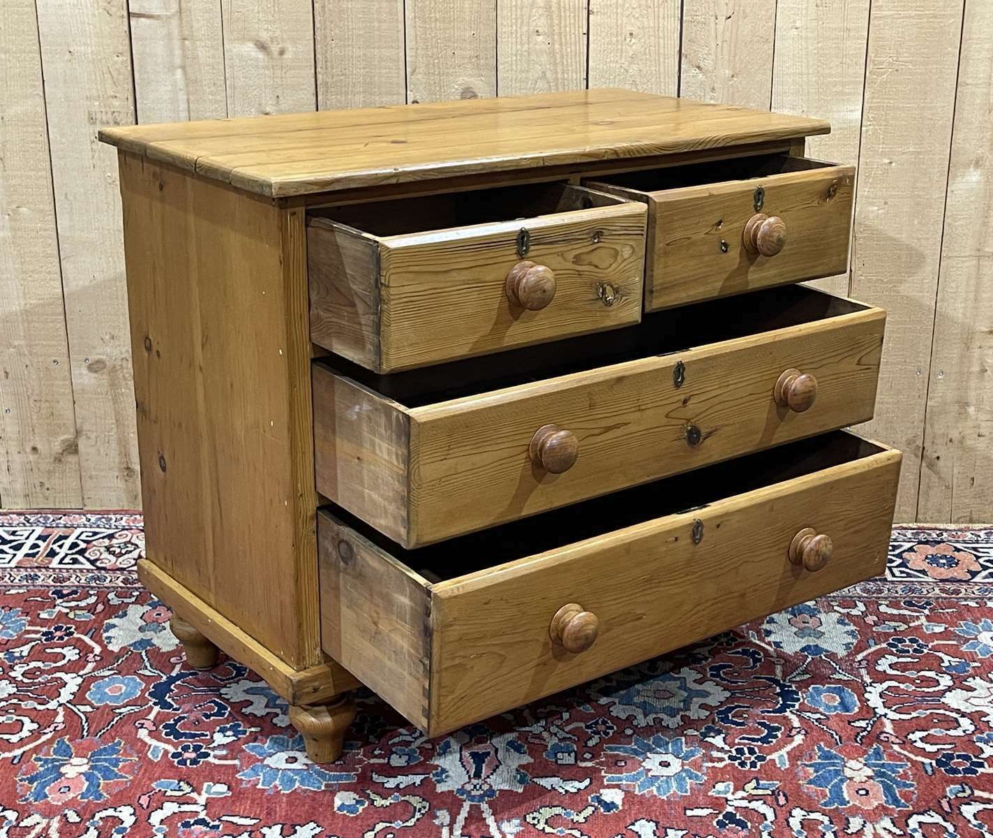 English Chest Of Drawers In Fir From The End Of The 19th Century photo Furniture
