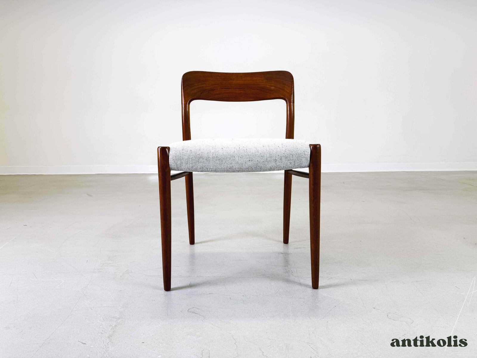 Mid Century Chair Jl Møllers Møbelfabrik Niels O Møller Model 75 Teak photo for sale