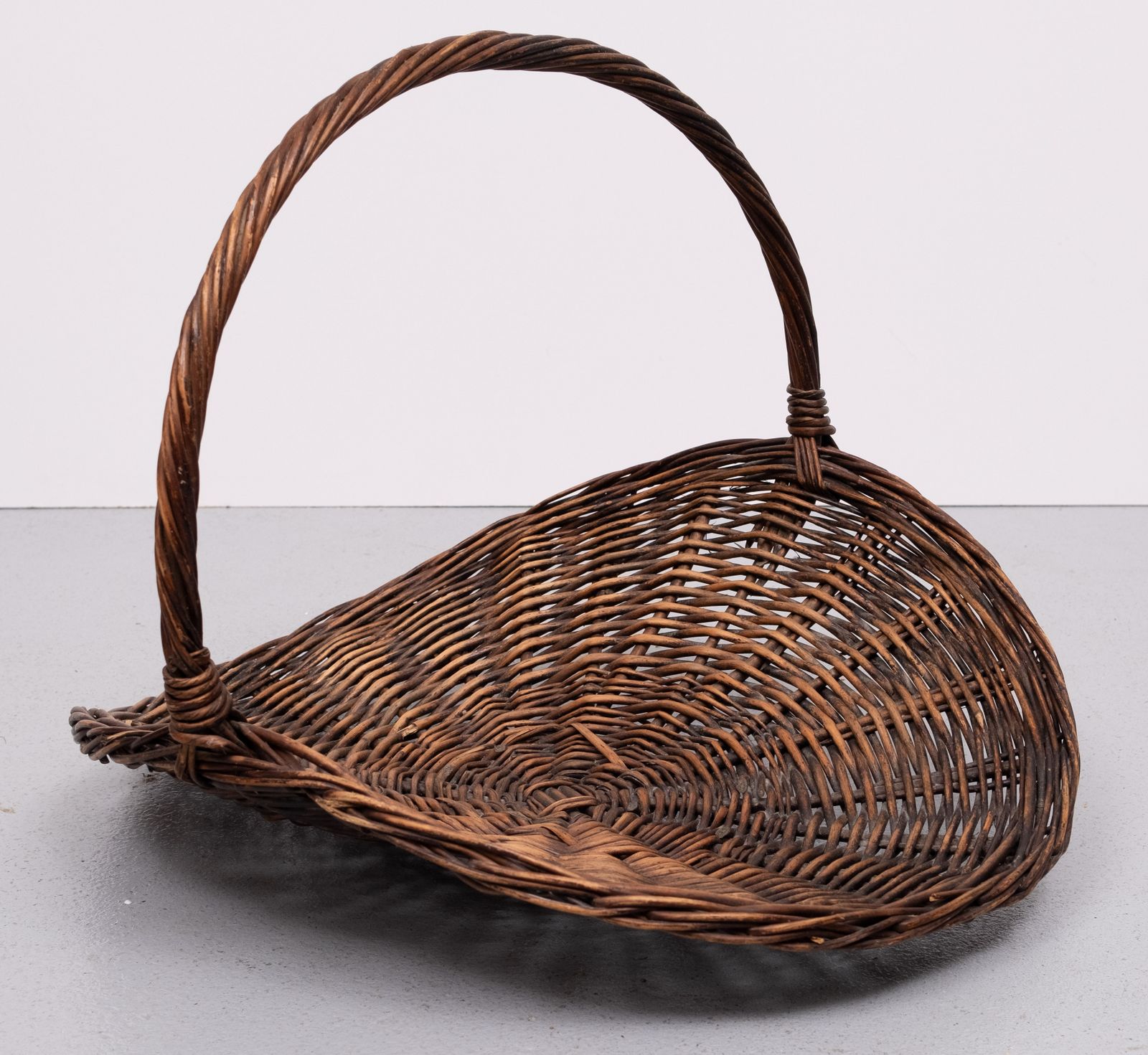photo furniture Vintage Rattan Magazine Holder 1960s Holland