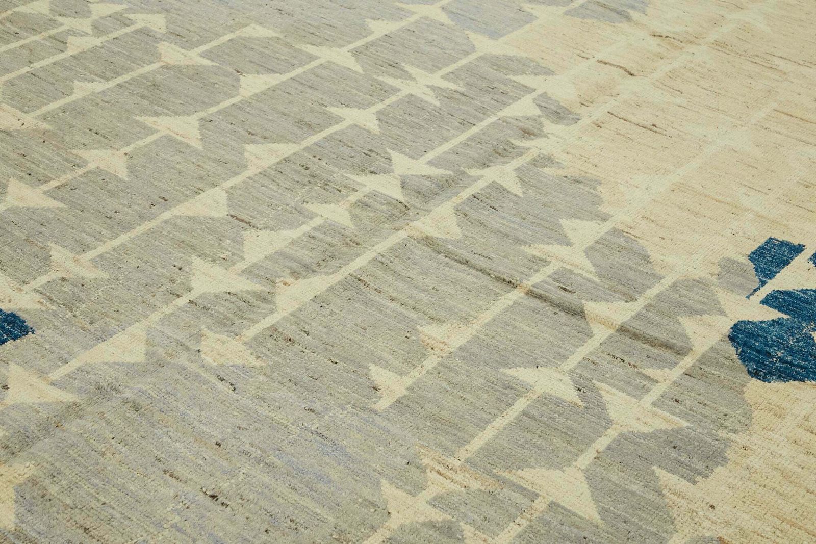 Handmade Tribal Moroccan Rug 273 Cm X 382 Cm photo Textiles