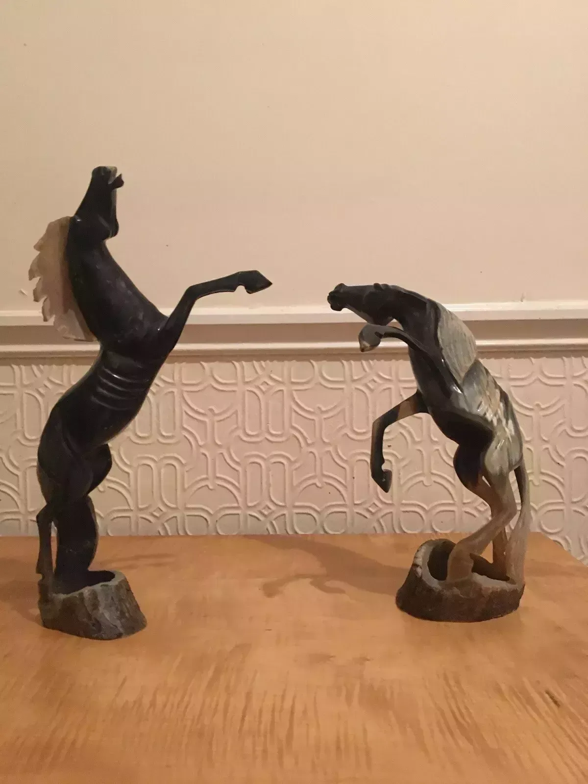 photo furniture Pair Mid Century Art Deco Carved Buffalo Horn Horse Sculptures Modernist Vintage
