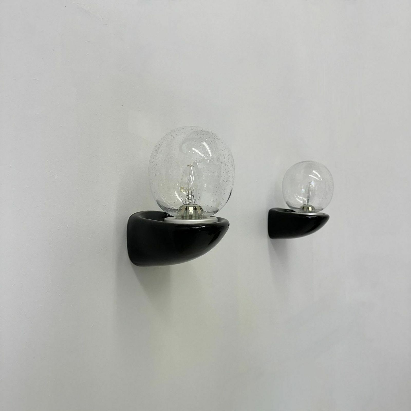 695.0 Pair Of 2 Sphinx Holland Ceramic Wall Lamps , 1980s photo