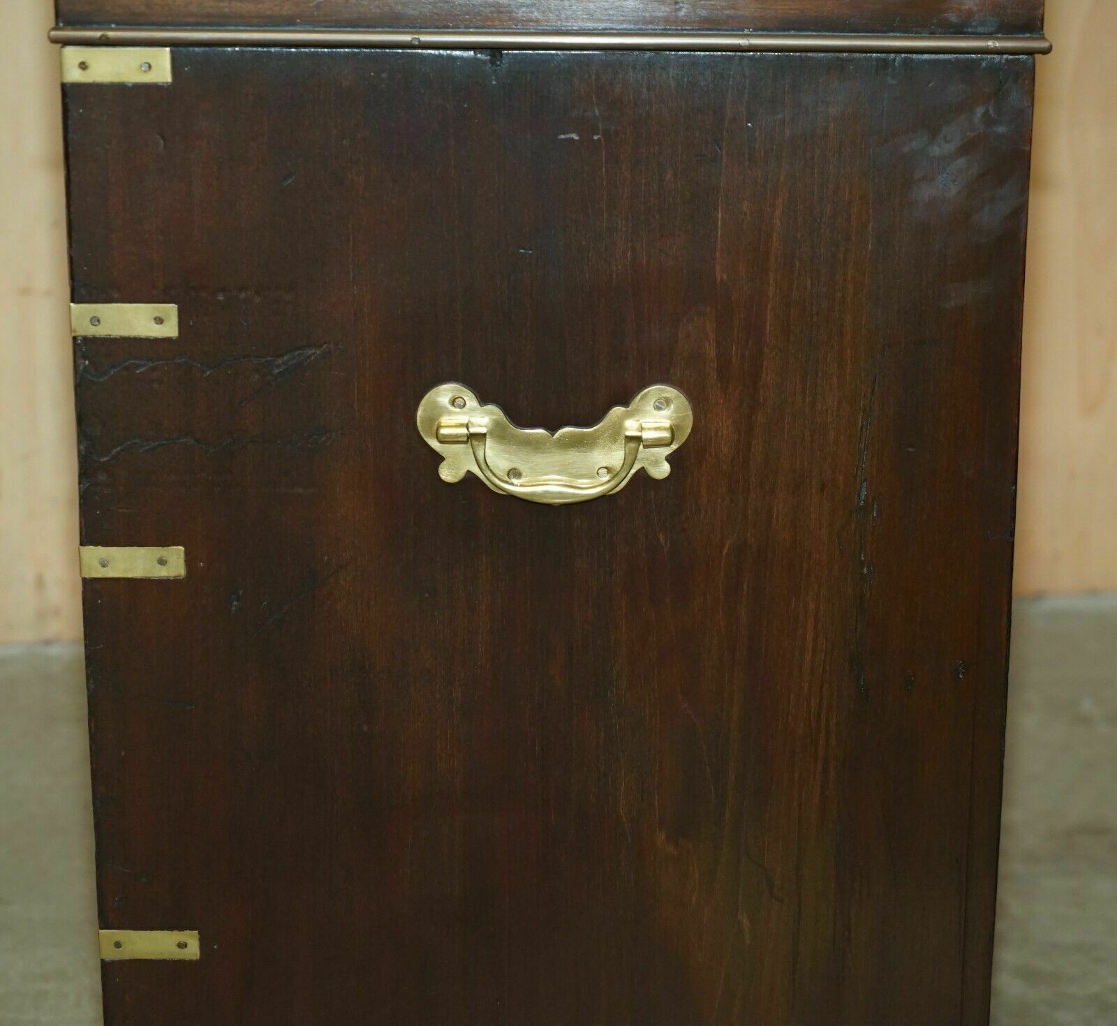 photo vintage Antique Victorian Brown Leather Brass Gallery Military Campaign Davenport Desk