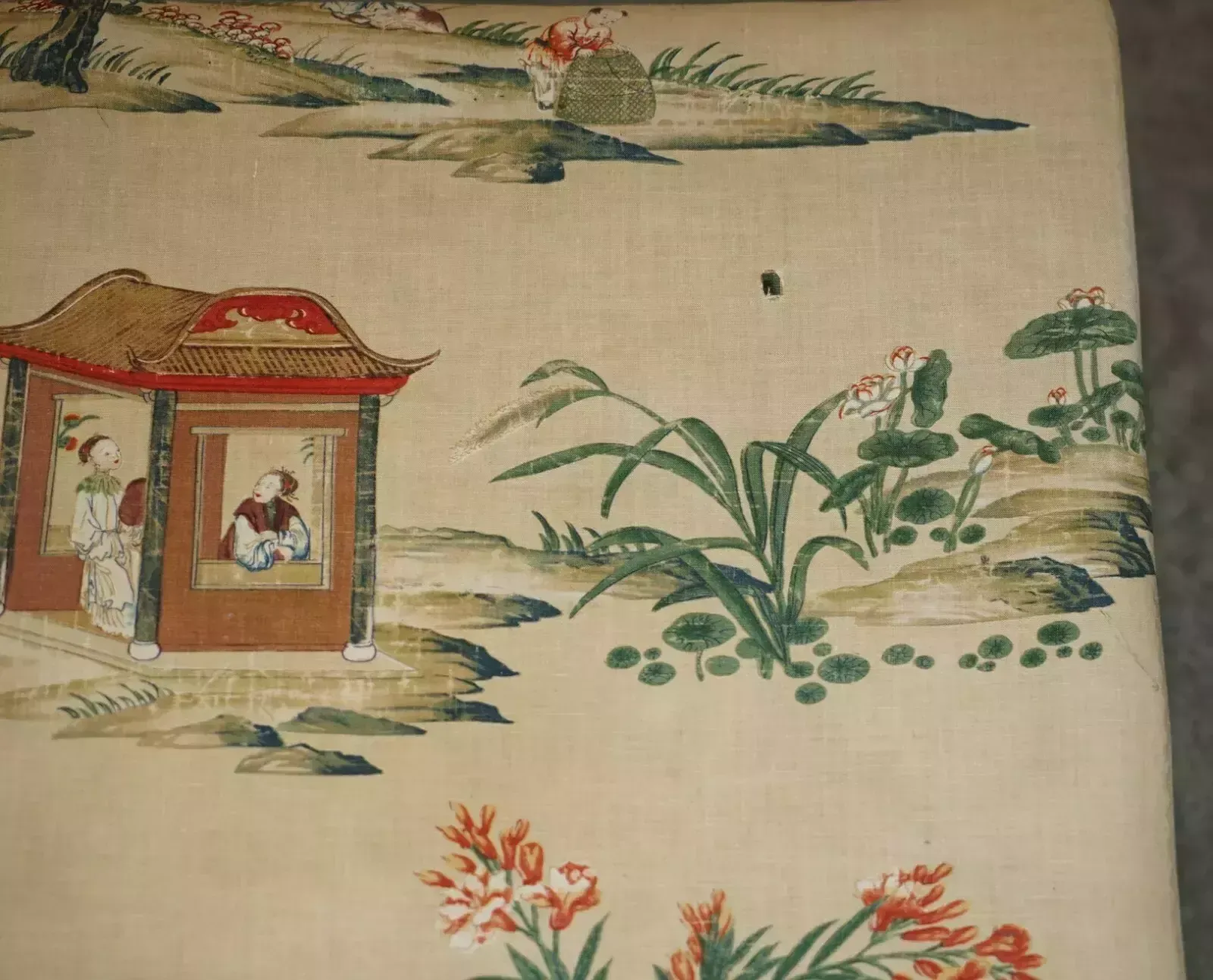 Fine English Victorian Circa 1860 Footstool Ottoman Chinese Chinoiserie Fabric photo 2350.0