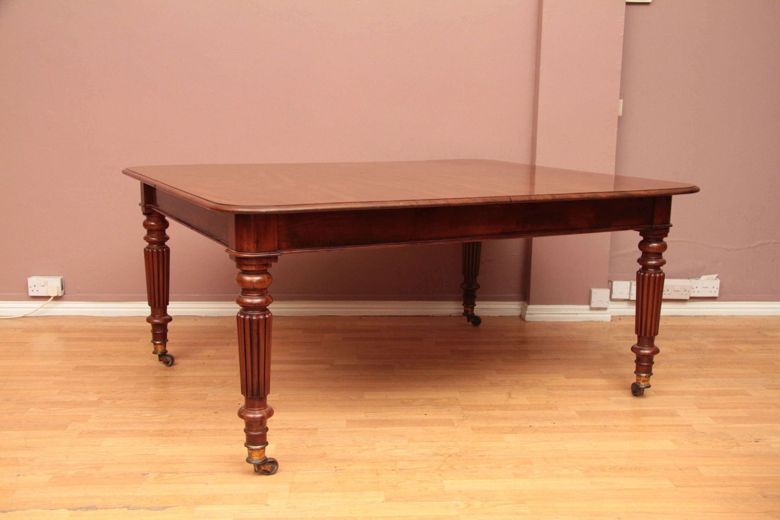 photo vintage A Cuban Mahogany Extending Dining Table C1820 By Charles Stewart