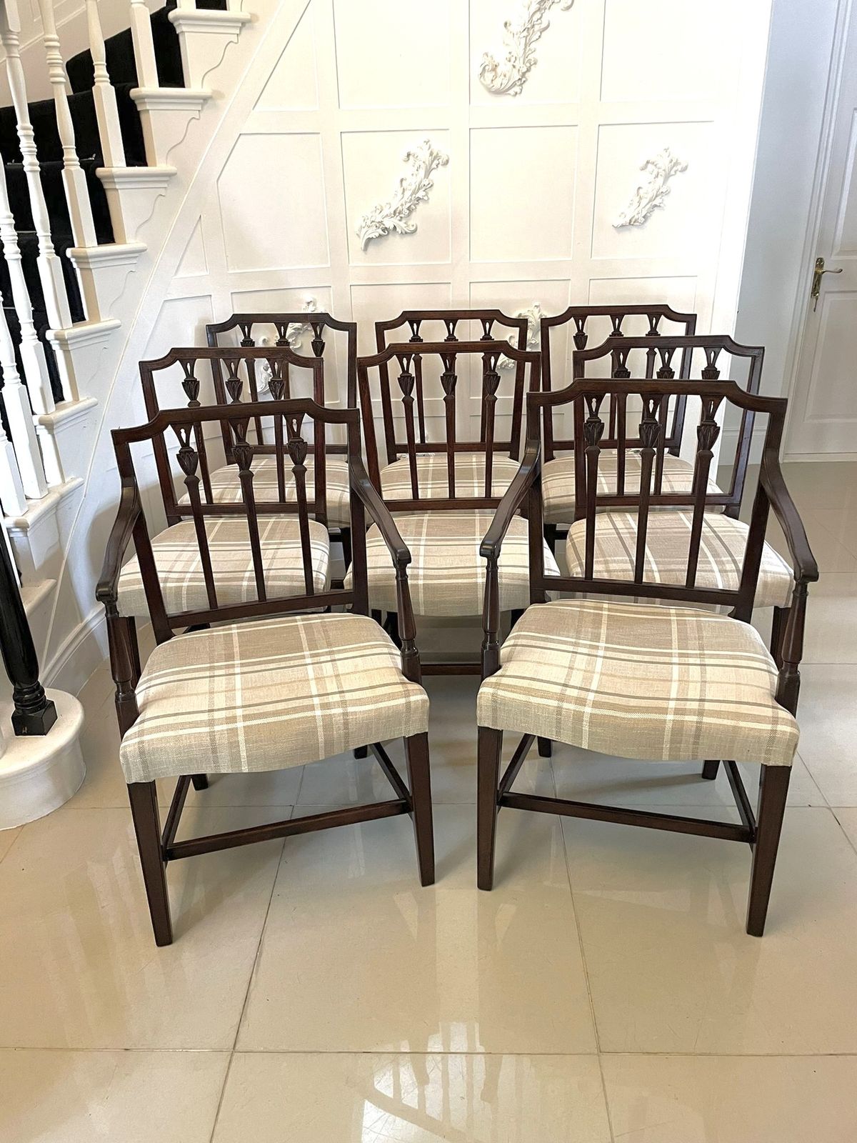 Fine Set Of 8 Antique 18th Century Mahogany Dining Chairs