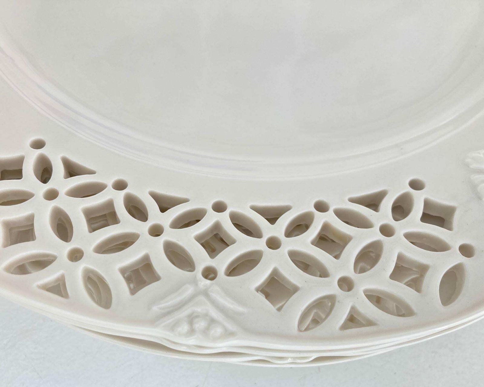Charger Plates Reticulated | 6pcs | 12" (30.5cm) And Adorable Pattern photo for sale