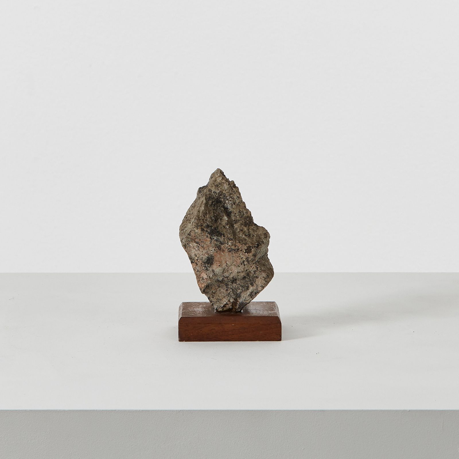 Organic Stone Sculpture France, 20th Century photo 620.0