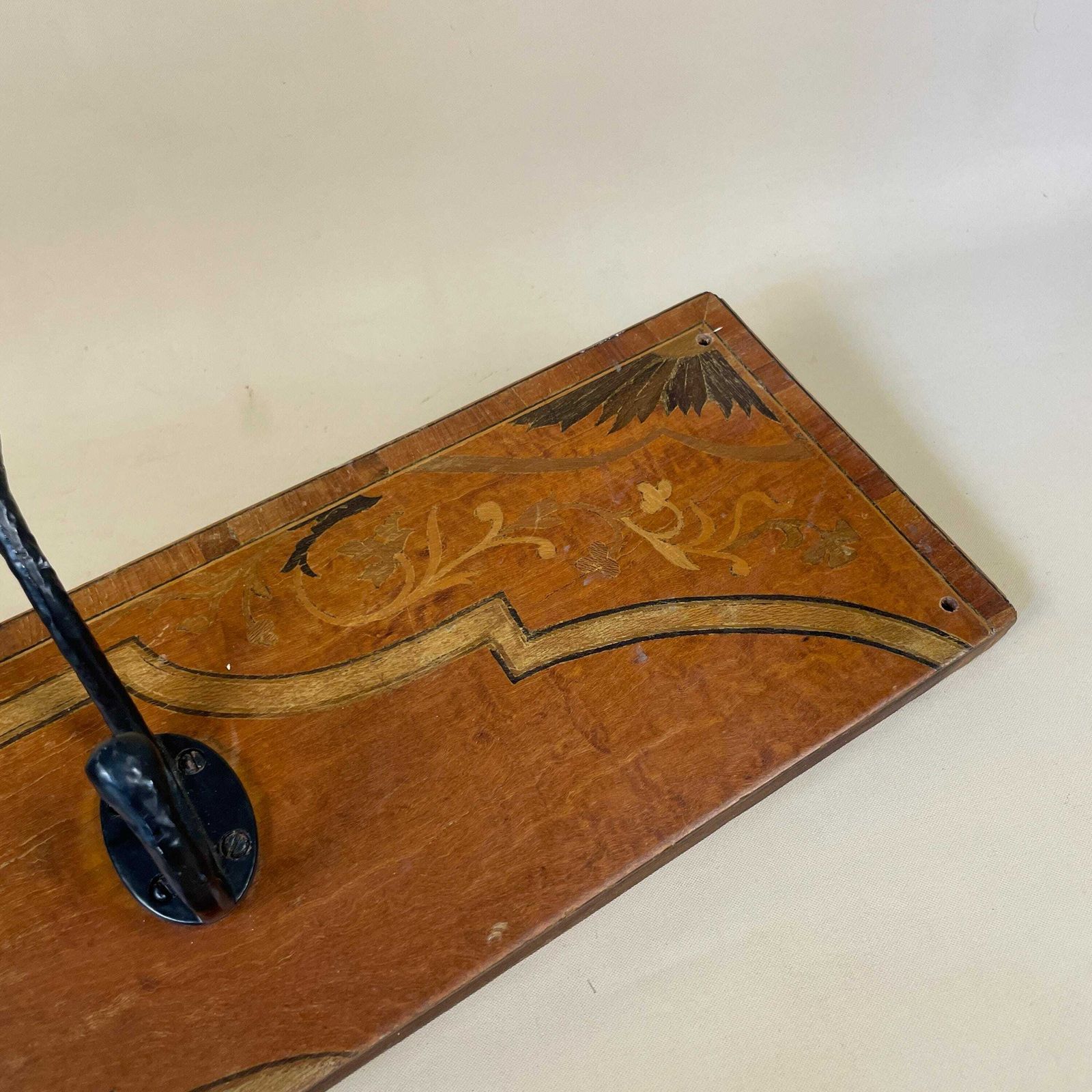 Antique Vintage Wooden Wall Coat Room Hanger Rack Hook Farmhouse Brown 3 Hooks Rail Cottage Mud Room Hallway Storage Wood Marquetry Handmade photo vintage