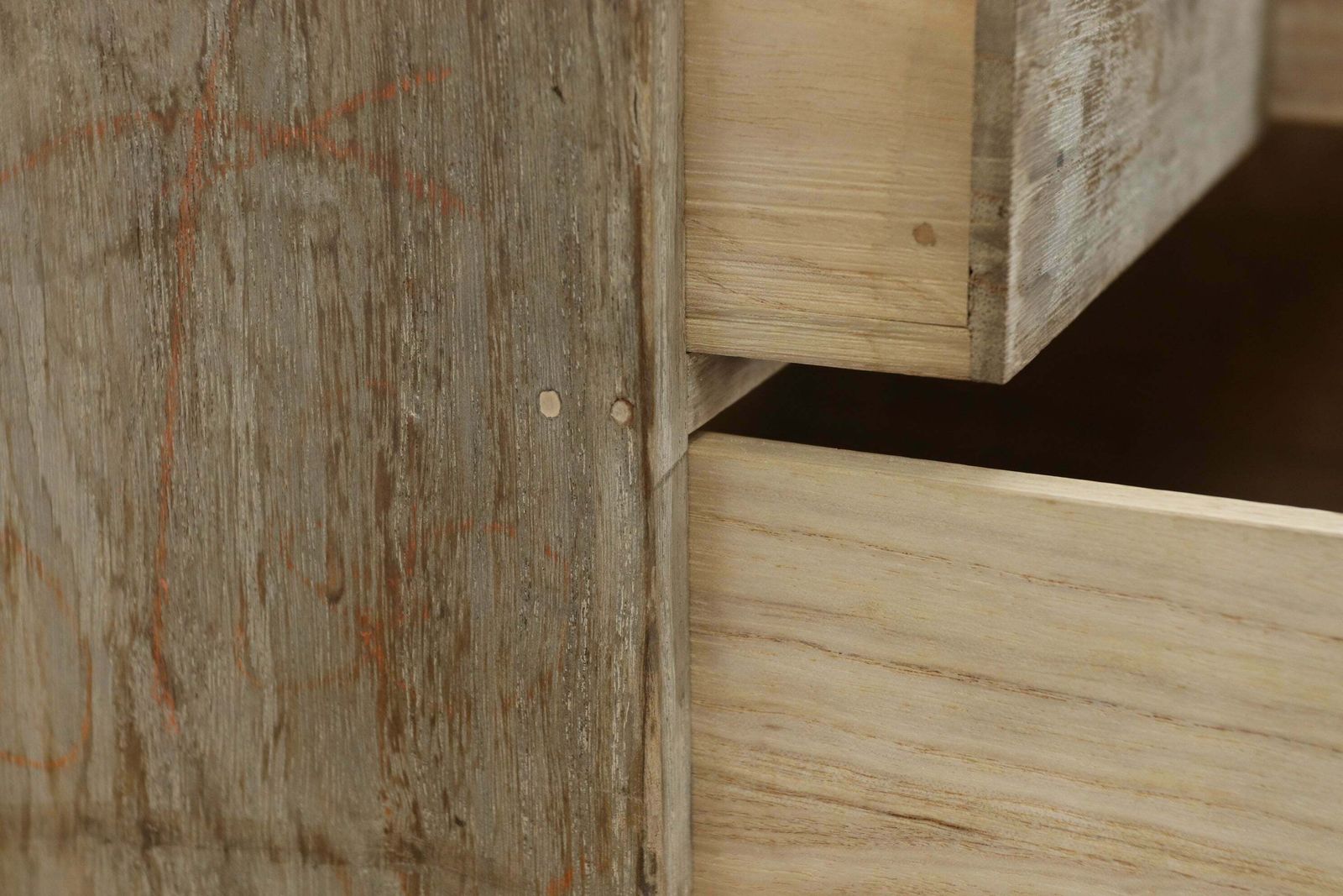 photo vinterior Japanese Isho Dansu Bedside Tansu Made From Paulownia
