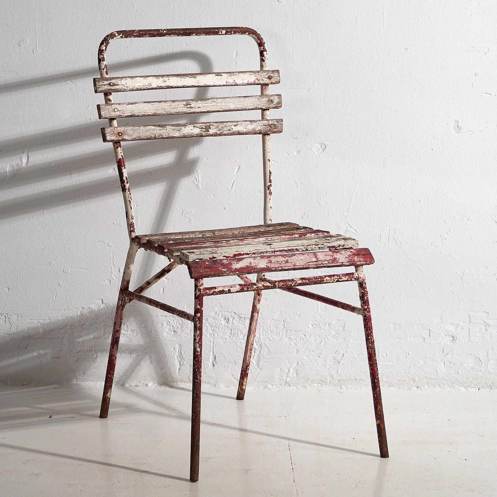 photo buy Antique Red And White Terrace Chairs (C.1920). Set Of 4 Pieces